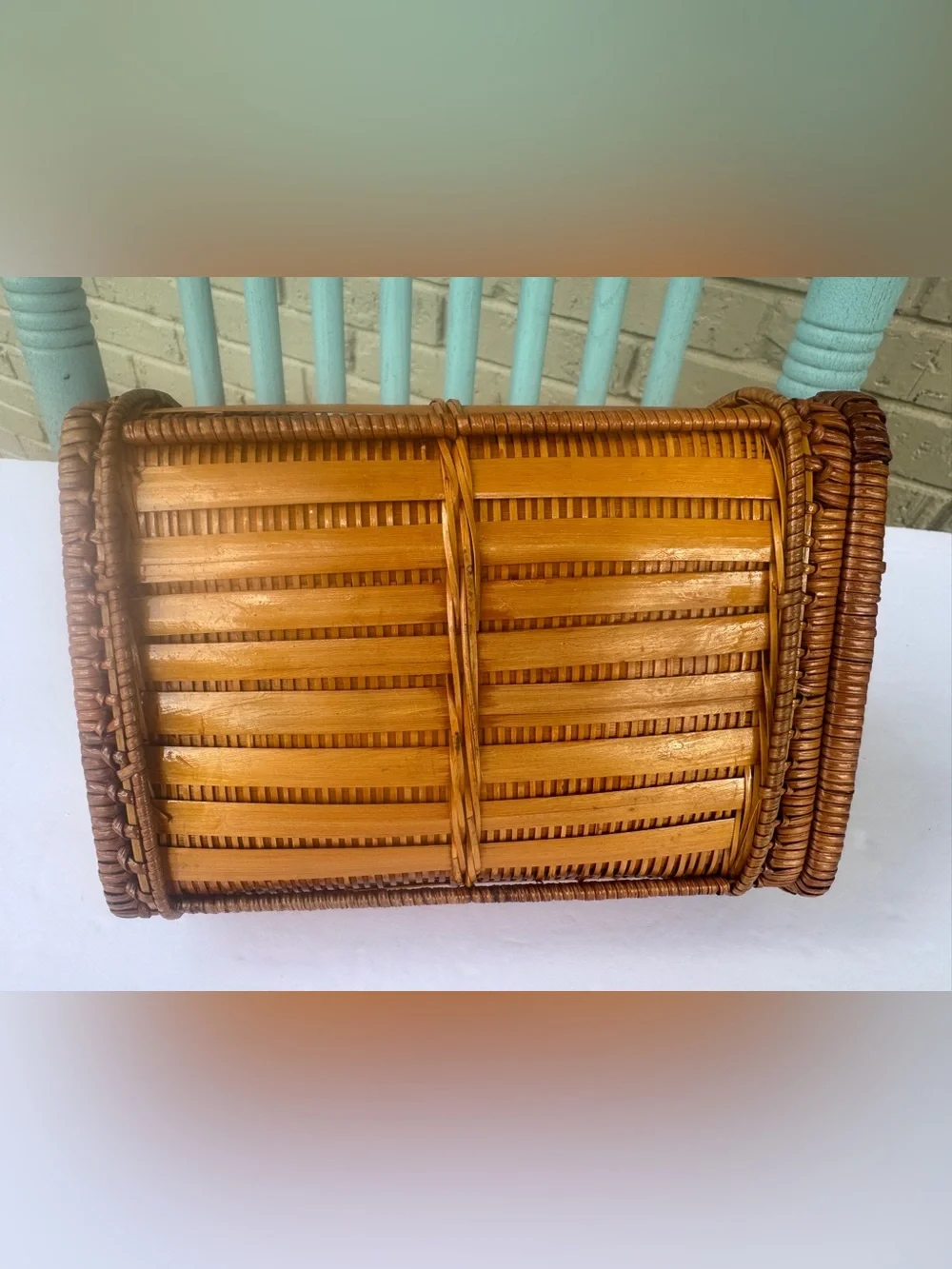 Vintage Handwoven Wicker Gathering Basket with Handle & Lid – Small Rustic Cotta